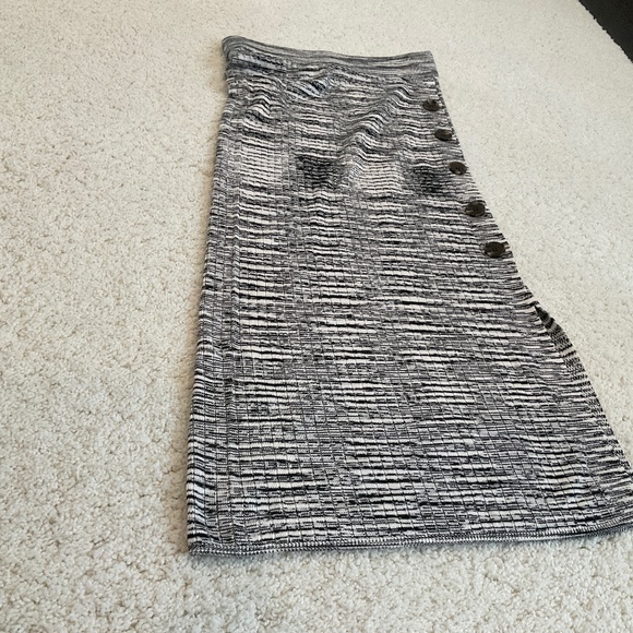 Steve Madden Mary Kate sweater skirt - Picture 1 of 5